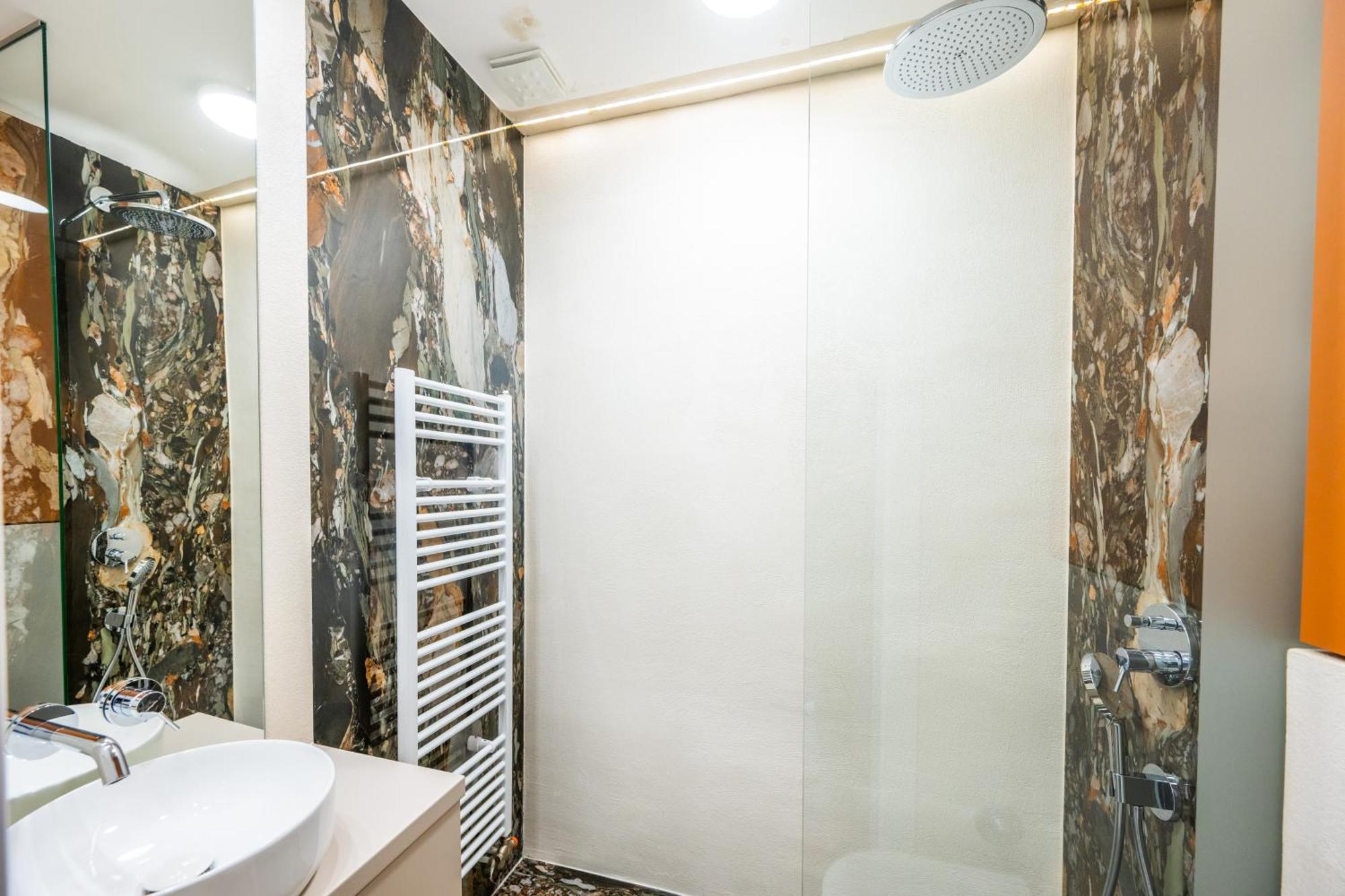 City Center Design Apartments Сараево Екстериор снимка
